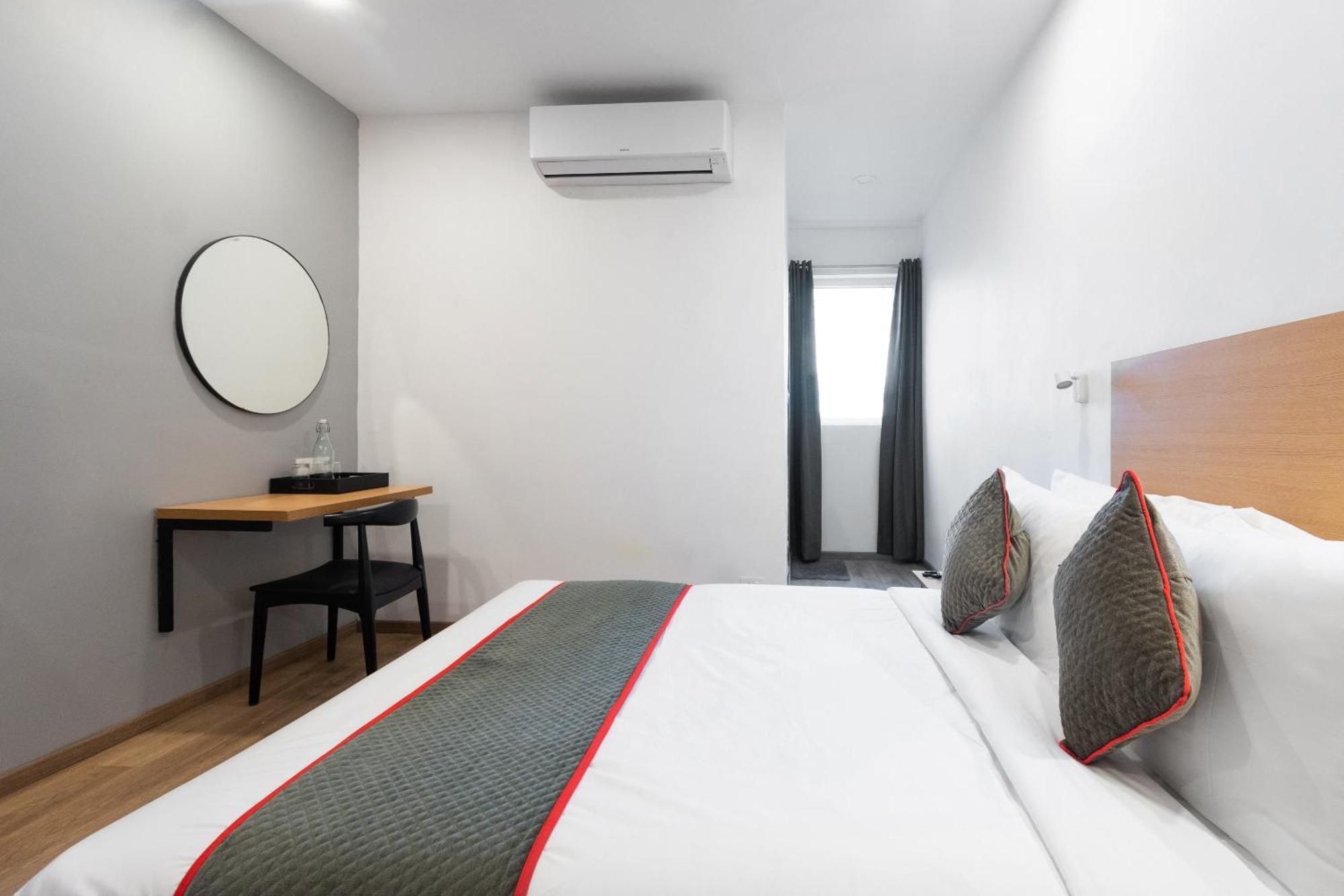 Townhouse Hotel Mannat International Колката Екстер'єр фото