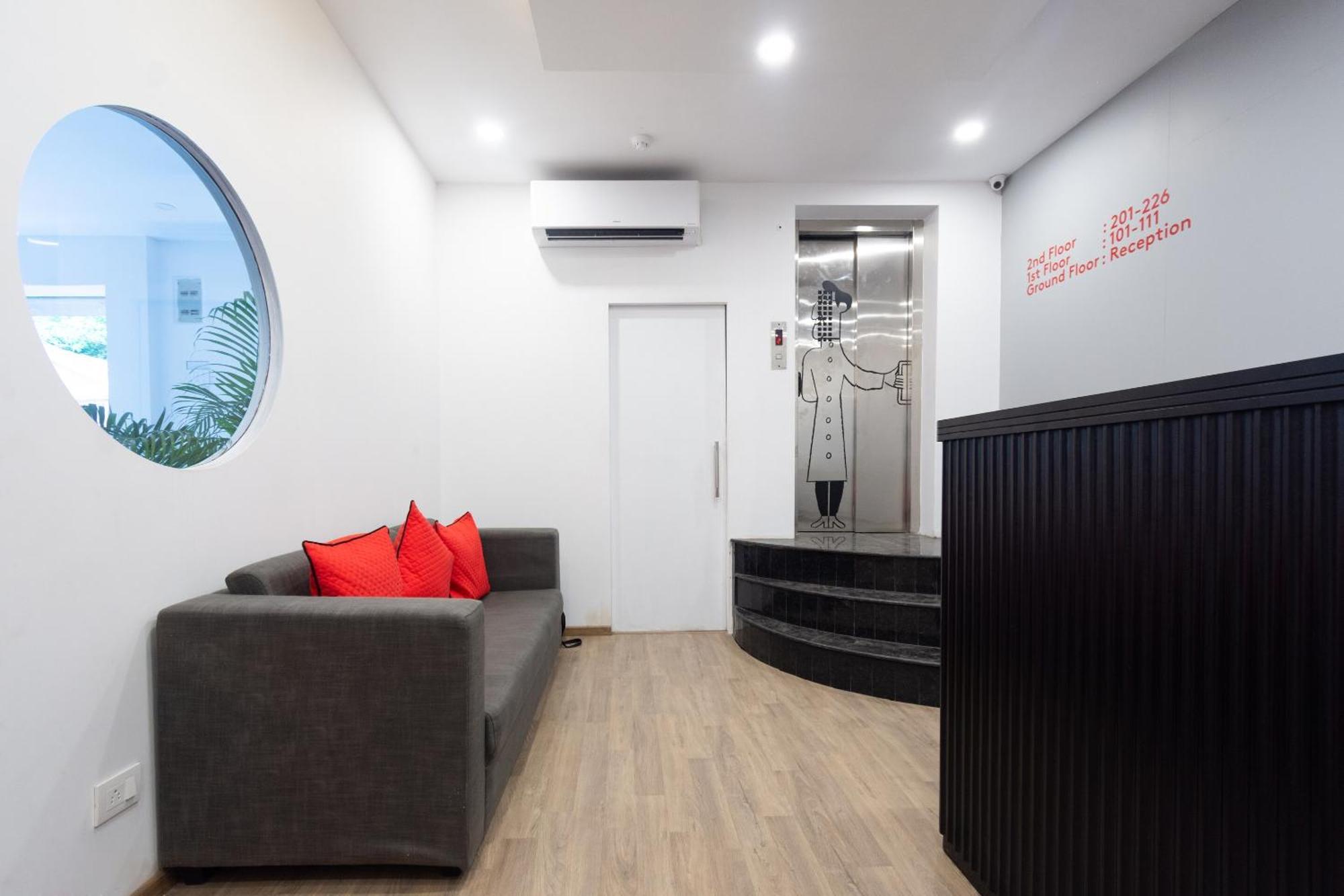 Townhouse Hotel Mannat International Колката Екстер'єр фото