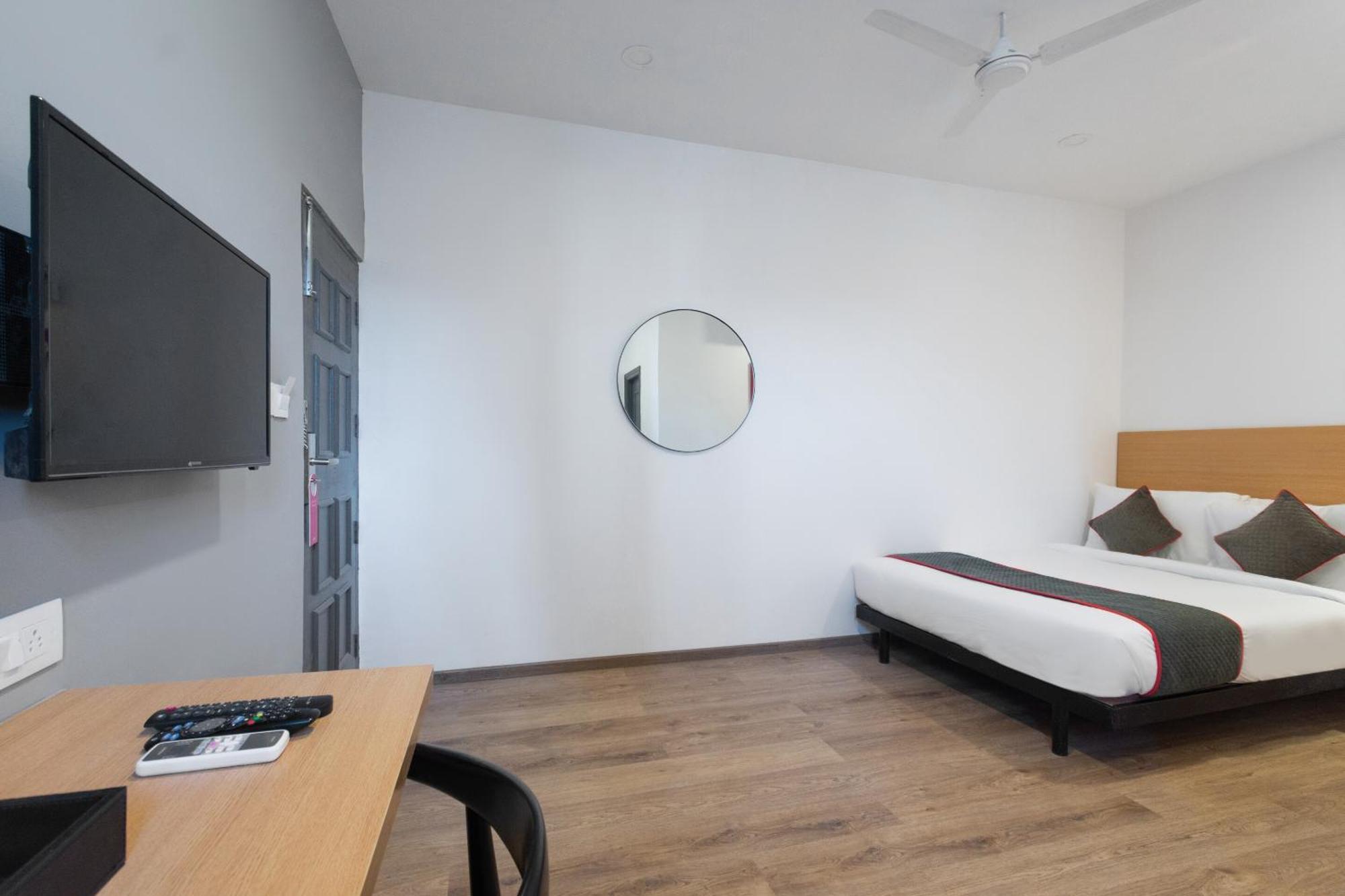 Townhouse Hotel Mannat International Колката Екстер'єр фото