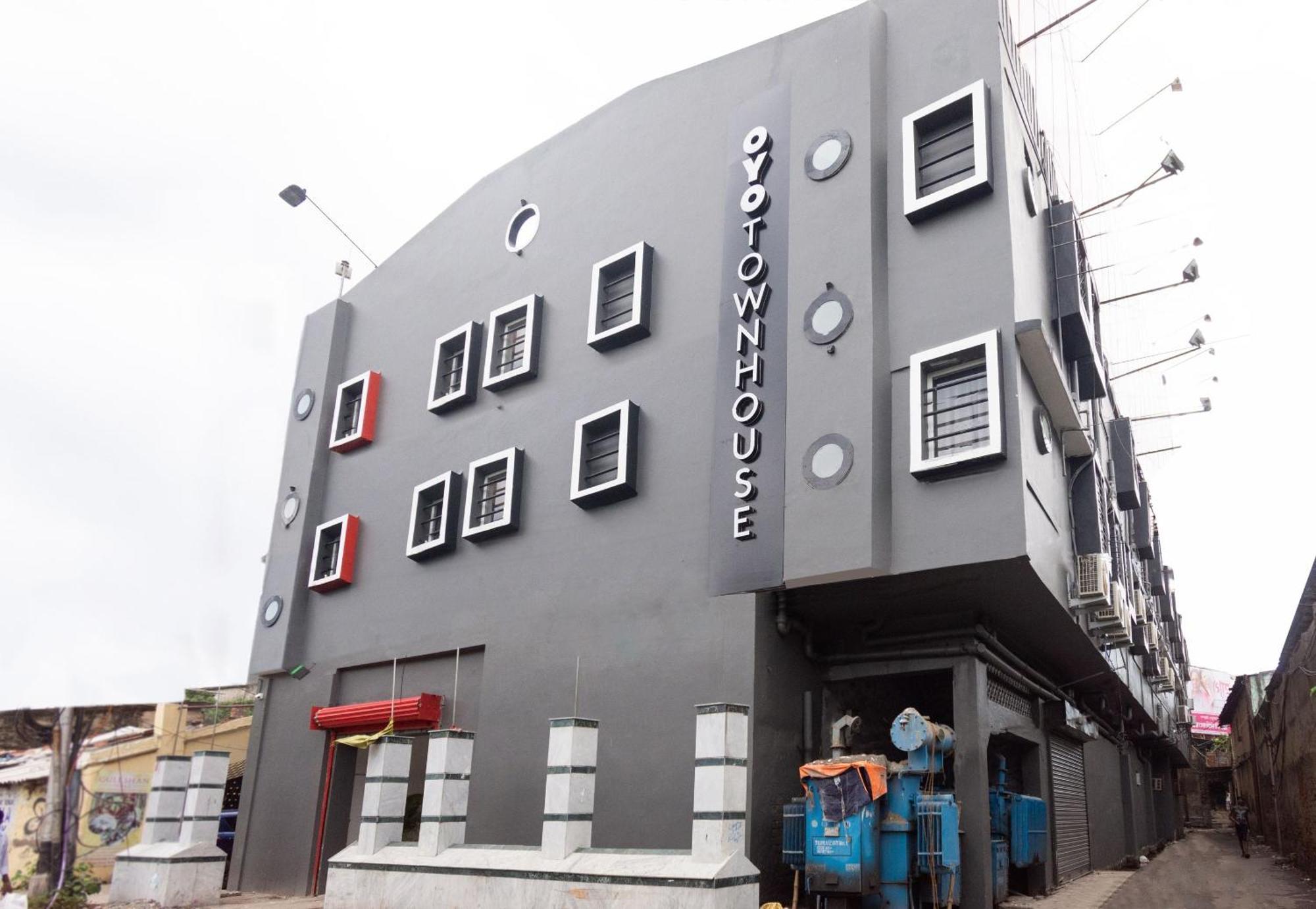 Townhouse Hotel Mannat International Колката Екстер'єр фото