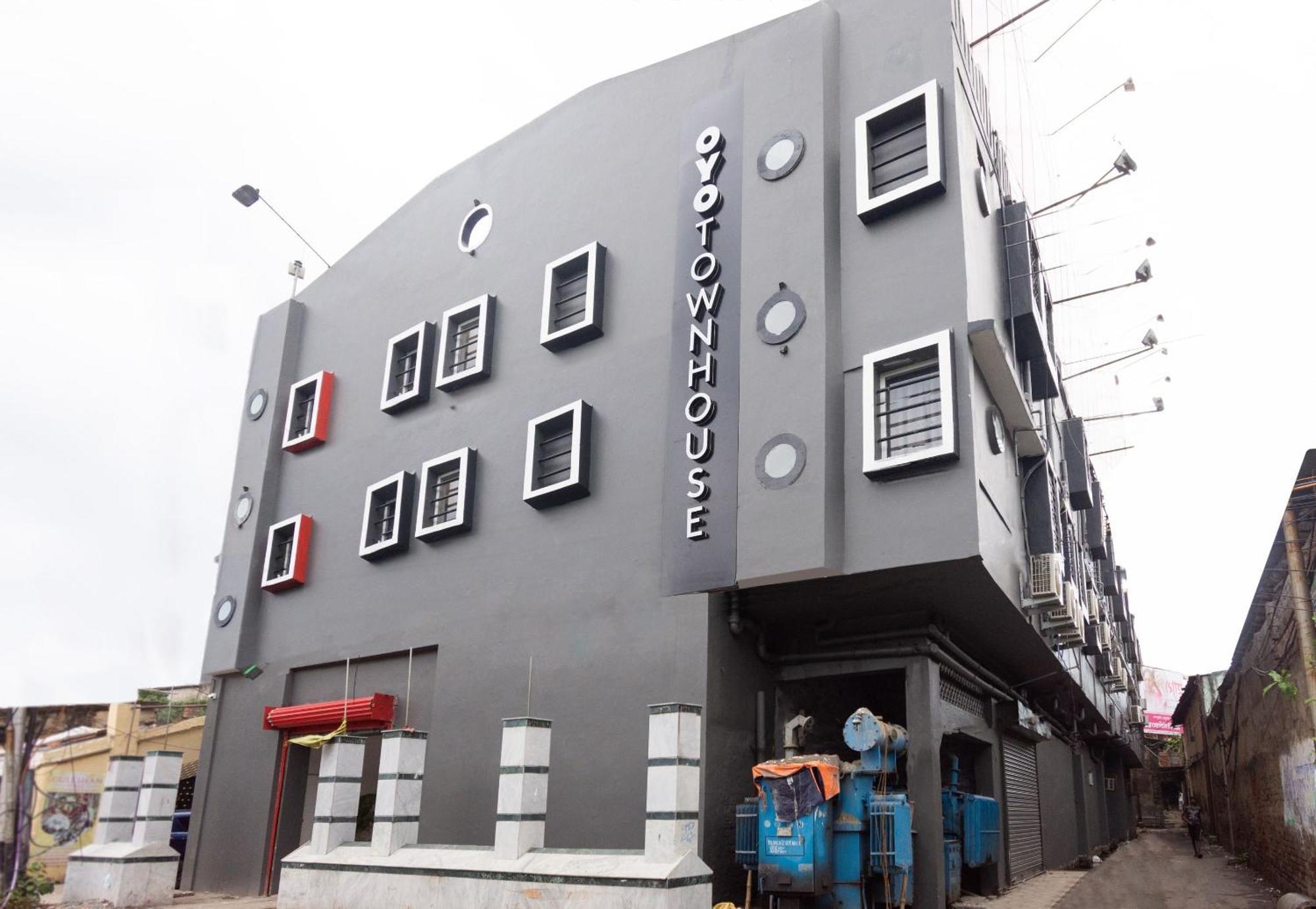 Townhouse Hotel Mannat International Колката Екстер'єр фото